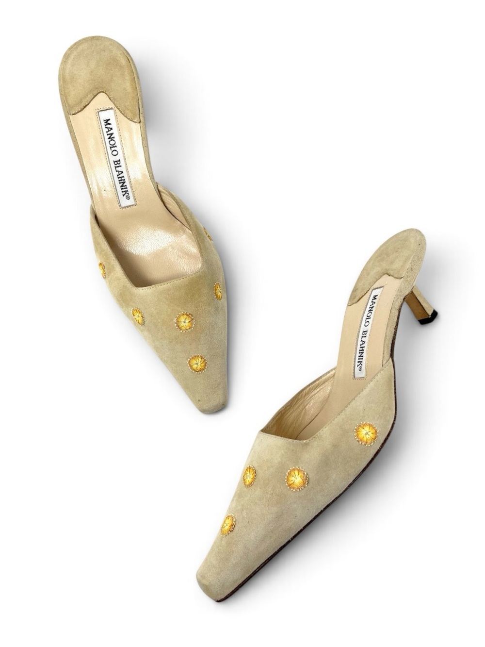 Vintage Manolo Blahnik Beige Suede Floral Embroidered Mules Kitten Heels 37.5
